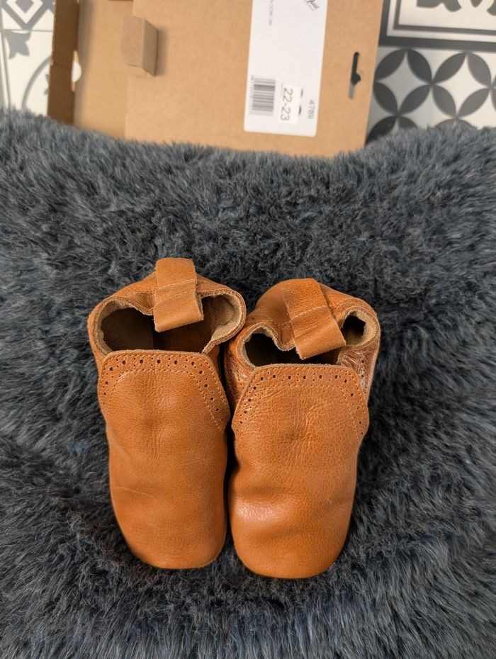 Chaussons enfant tout cuir doux et souple. Taille 22 - 23. Neuf. Lola Palacios - photo numéro 3