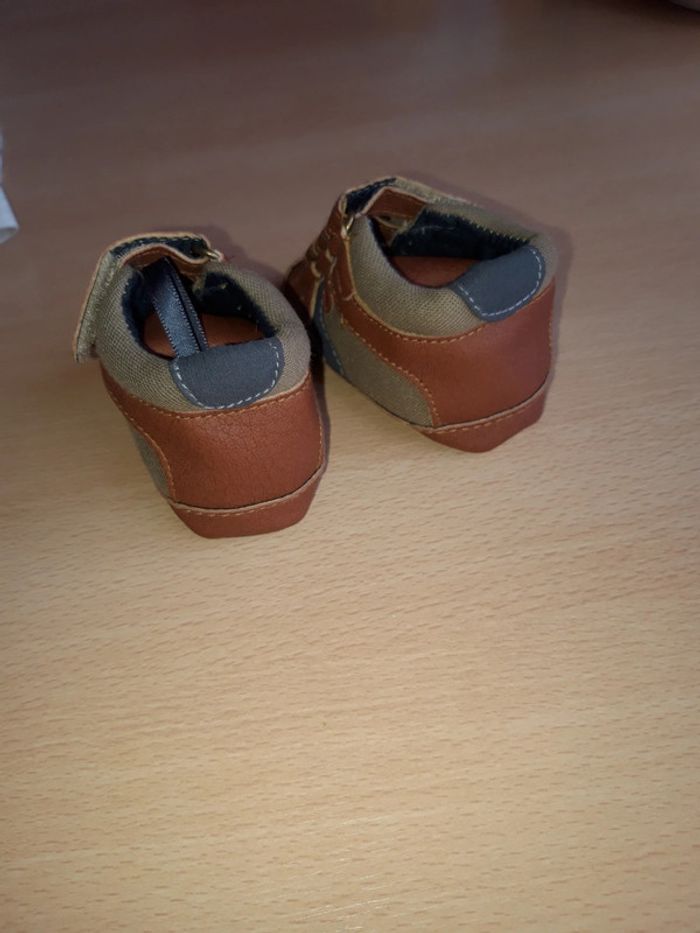 Chaussures bébé 6/12 mois - photo numéro 4