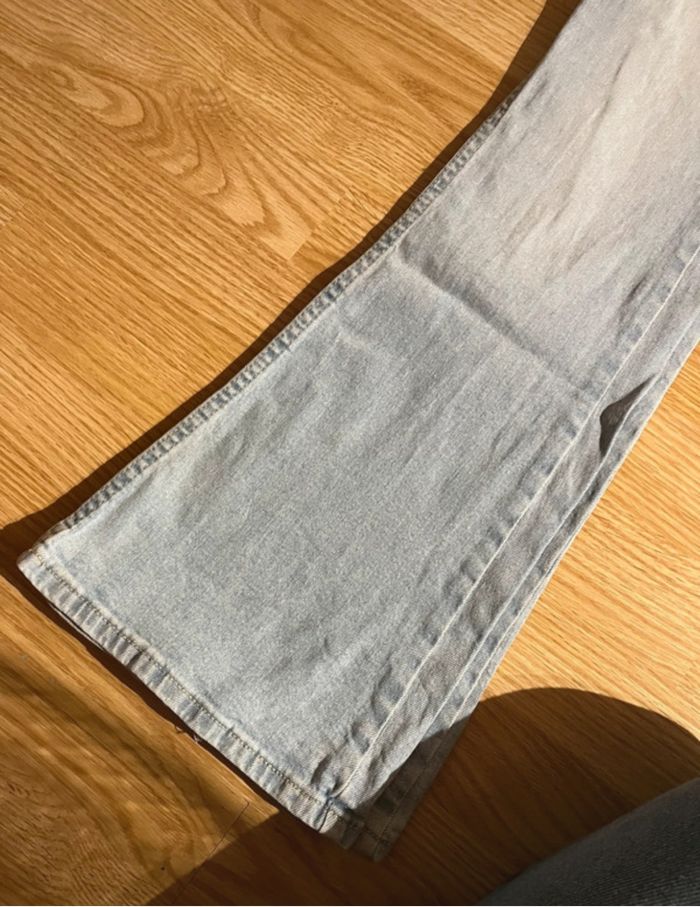 Petit jean flare bleu 🩵👖 - photo numéro 2