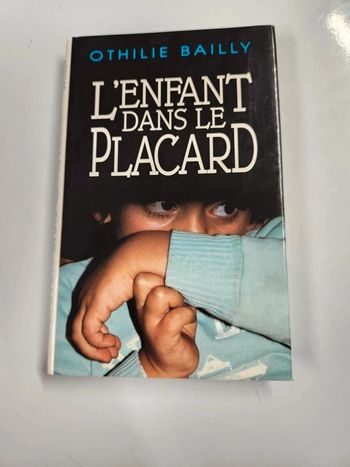 L'enfant dans le placard