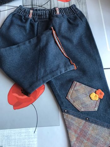 Pantalon droit fleuri