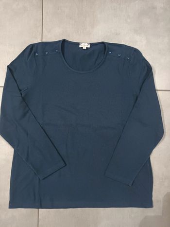 Très beau haut ML un jour ailleurs