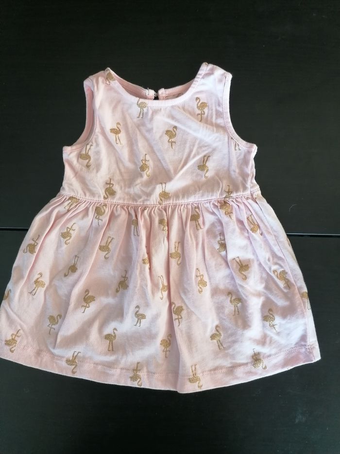 Robe manches courtes