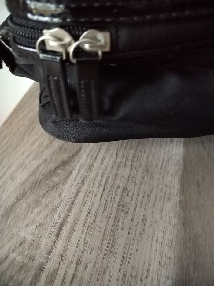 Trousse de toilette ou maquillage Agnès b. Beauté - photo numéro 4