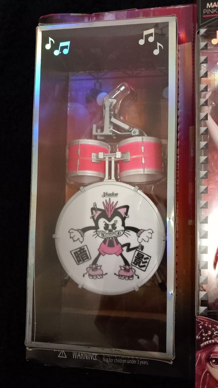 Poupée rainbow high Shadow high Mara Pinkett rainbow vision neon - photo numéro 4