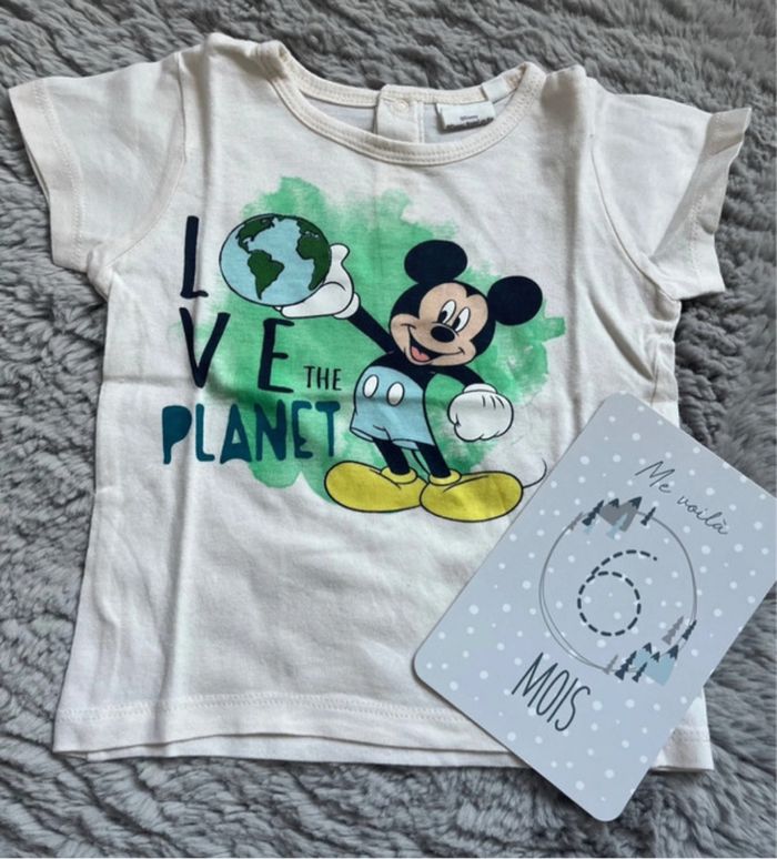 Tee shirt