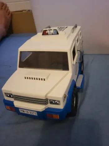 Voiture playmobil