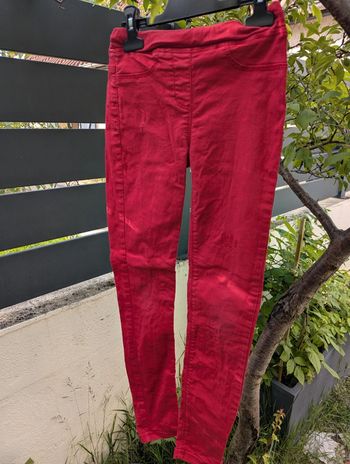 Pantalon rouge cerise 🍒 fille 10 ans