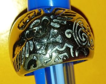 Bague large argenté  style motarde