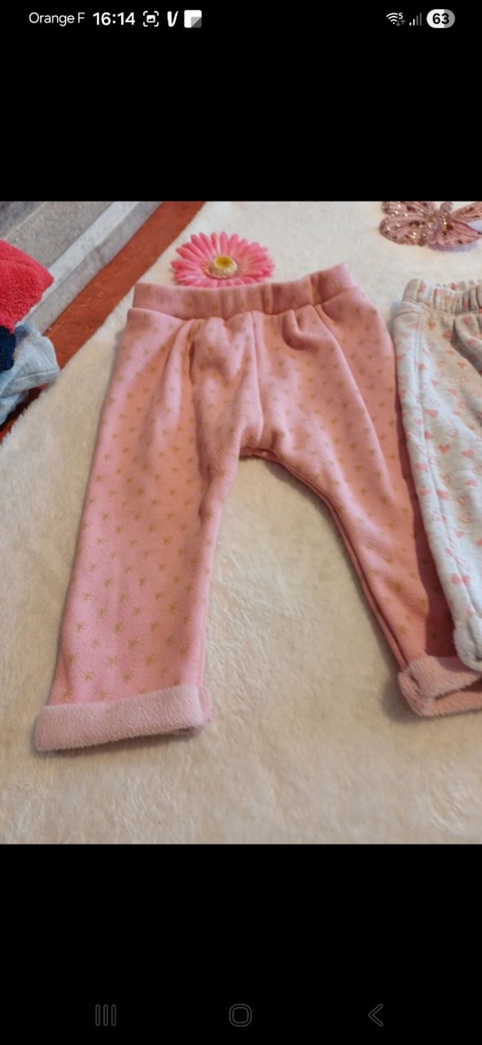 Lot de 2 pantalons bébé taille 6 mois - photo numéro 3
