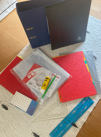 Lot de fournitures scolaires 6