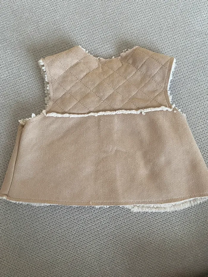 Gilet sans manches vertbaudet 12 mois comme neuf - photo numéro 3