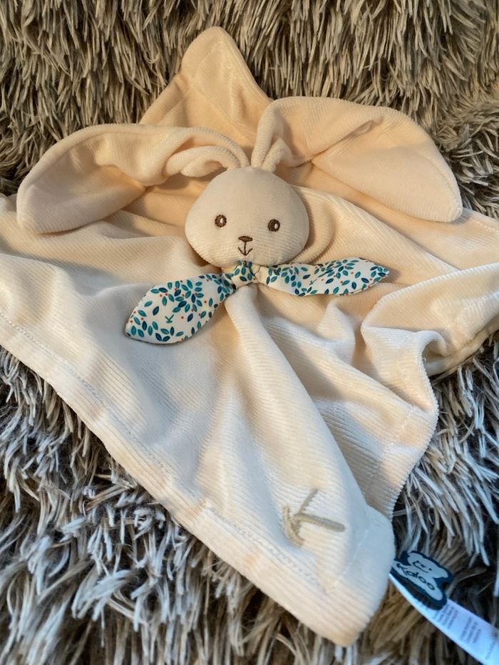 Doudou lapin plat lapinoo beige kaloo
