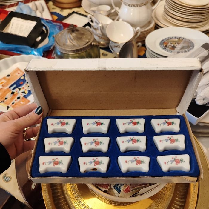 Porte couteaux porcelaine - photo numéro 2