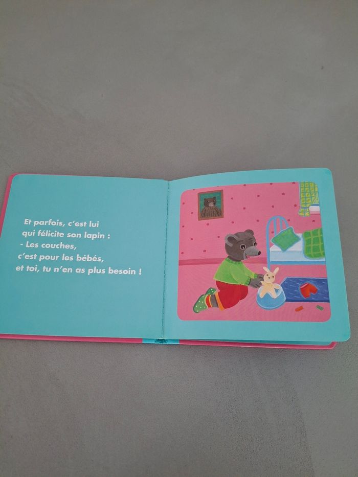 Livre "Petit Ours Brun n'a plus de couche" - photo numéro 3