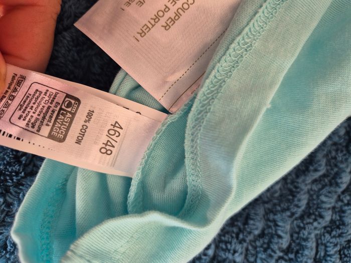 Tee-shirt femme taille 46-48 - photo numéro 5
