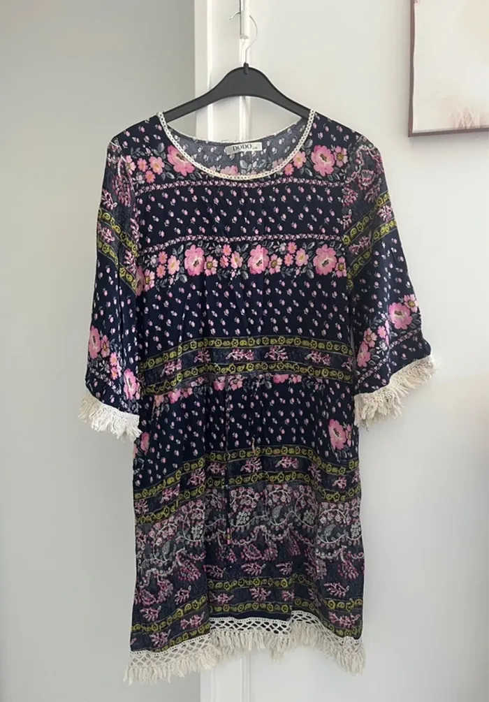 Robe légère manches courtes multicolore T40/42 très bon état