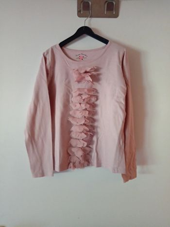 Jolie blouse longues manches rose. 9 ans