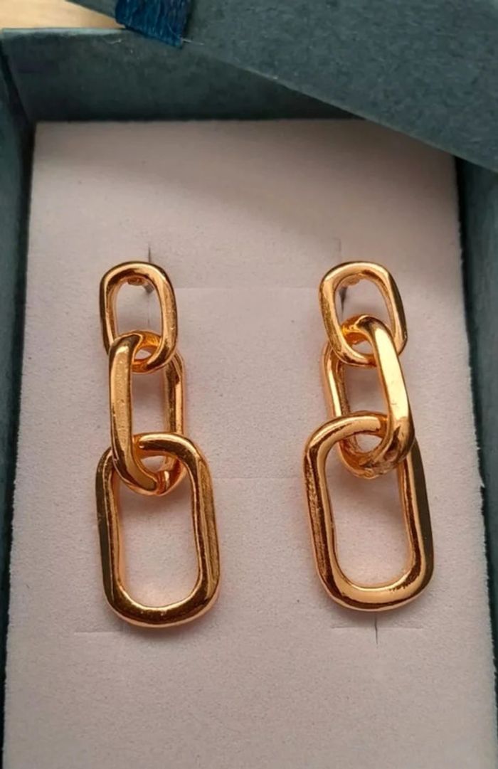 Boucles d'oreilles pendantes, chaine,dorées - photo numéro 2