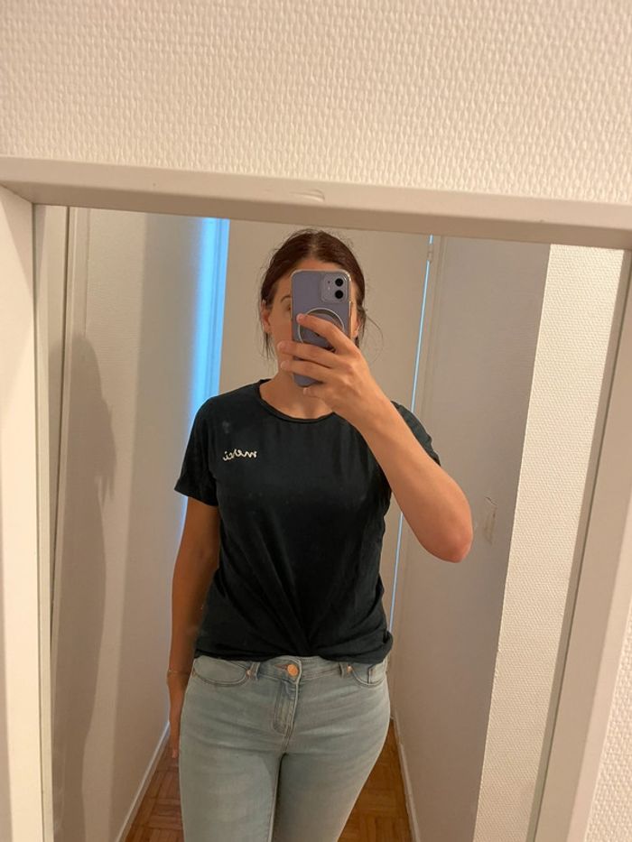 T-shirt vert foncé « merci » taille S