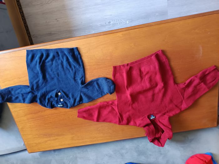2 pulls bébé - photo numéro 8