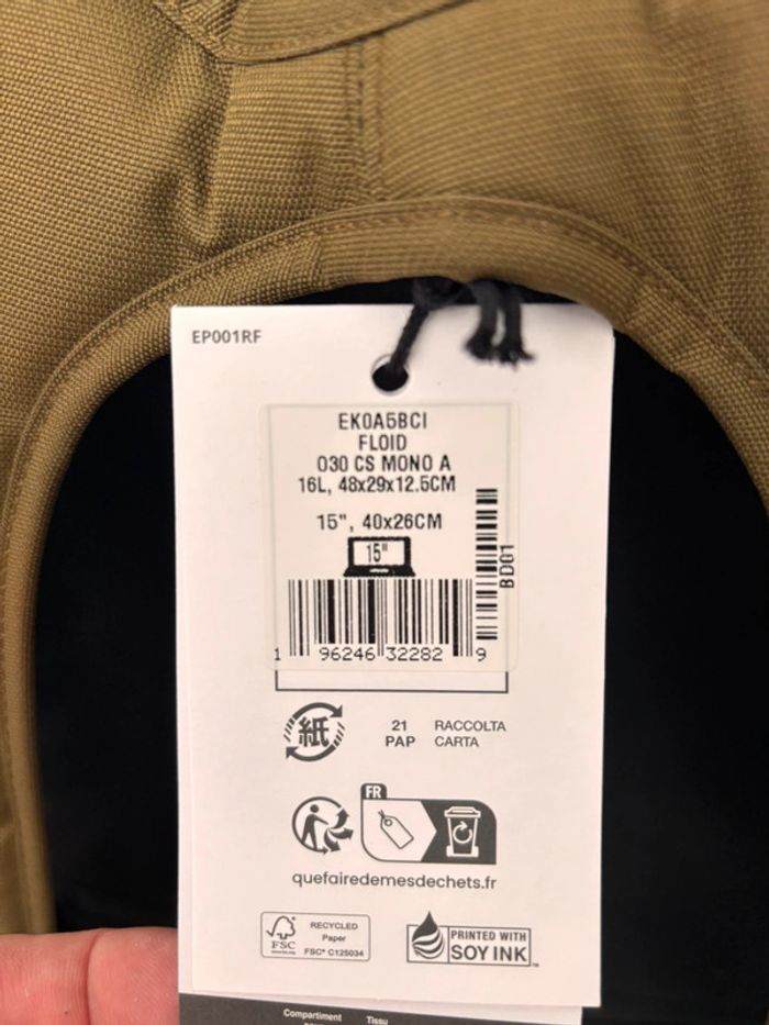 Sac à dos Eastpak Floid 16 litres Neuf - photo numéro 8