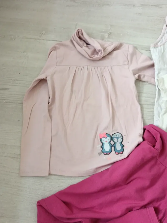 Lot 5 vêtements 6 ans - photo numéro 4