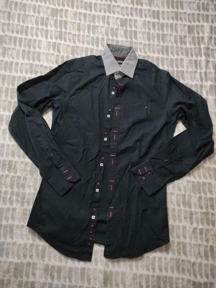 Chemise manches longues noir slim fit OWK taille 38 - photo numéro 1