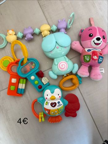 5 jeux en plastique premier âge 
