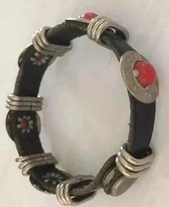 Bracelet Femme Chic Noir Rouge  Comme Neuf - photo numéro 3