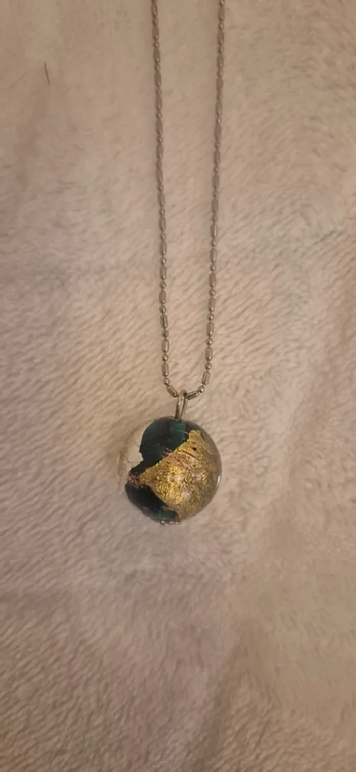 Collier fantaisie
