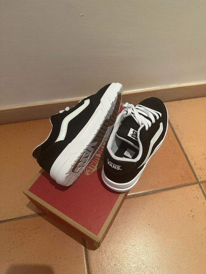 Vans hylane black / noir taille 38 - Neuf / neuve - photo numéro 8