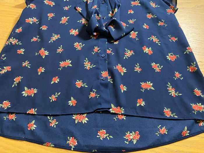 Zara Chemise cravate bleue fleurie Taille M/38 - photo numéro 3