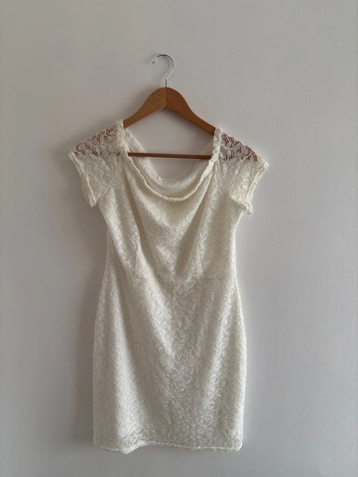 Robe d’été épaule dénudée