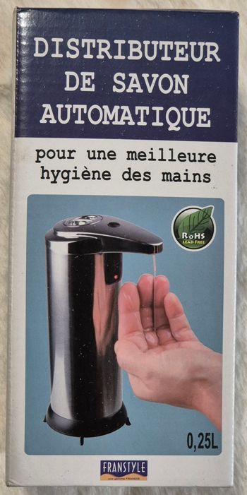 Distributeur de savon automatique