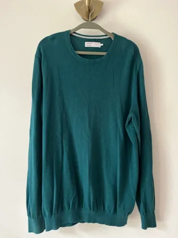 Pull Celio