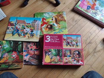 Lot de 3+1 puzzles Walt Disney 1981
