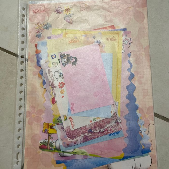 Lot de 25 feuilles Diddl