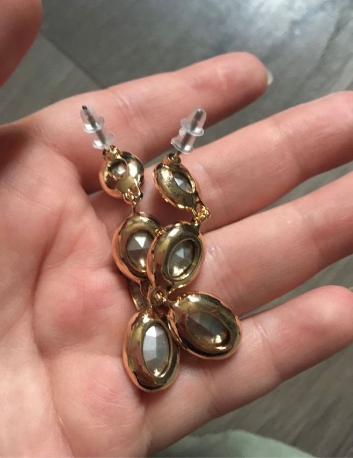 Boucles d’oreilles pendantes NEUVES pour femme  avec pierres couleurs bleu foncé, blanc et vert - photo numéro 8