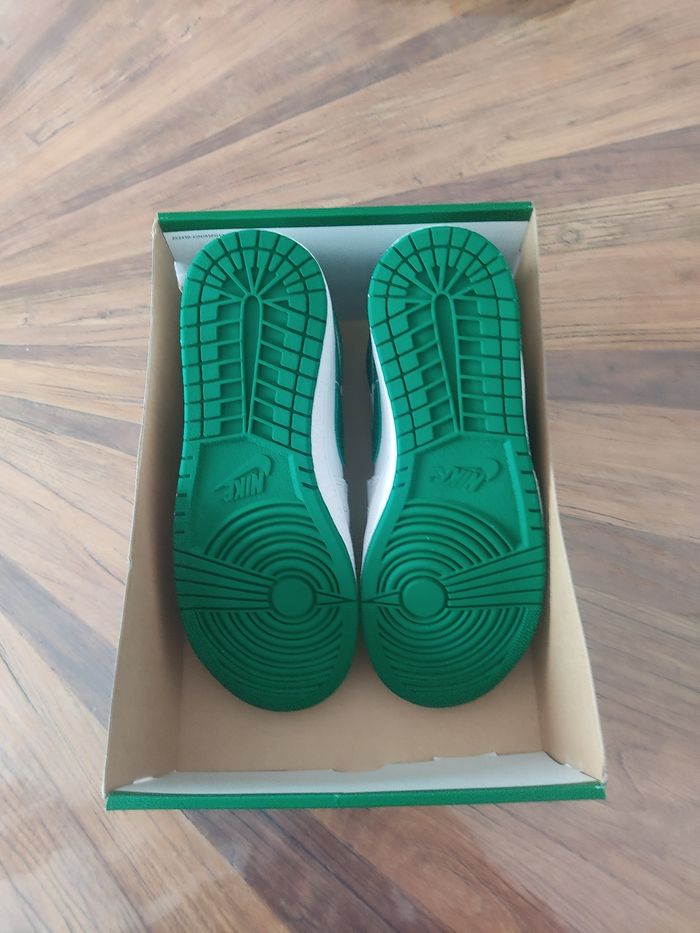 Baskets Nike air Jordan ship T 40 - photo numéro 8