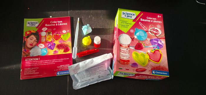 Kit DIY Clementoni - Crée ton Baume à Lèvres (Presque complet)