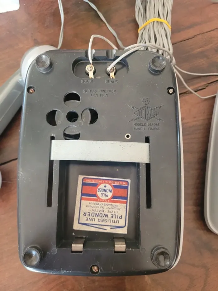 Vends telephone pour enfant joma 60s (les téléphones sonnent mais pas de communication possible) - photo numéro 3