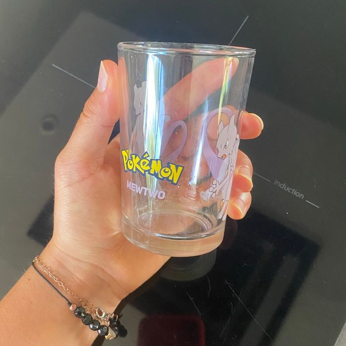 Verre collection Mewtow Pokemon