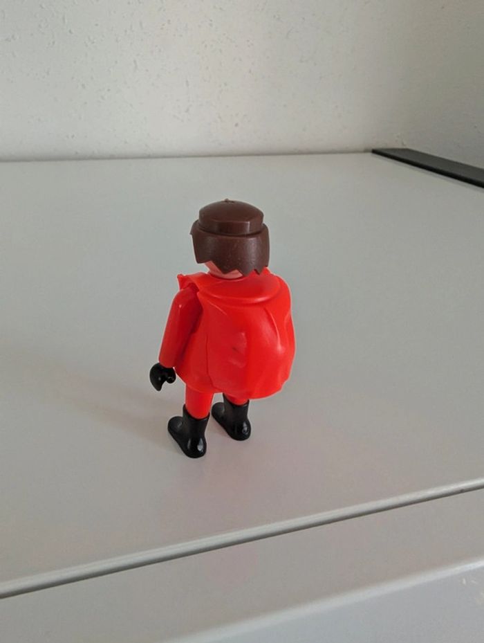 Personnage du playmobil 5367 pompier avec combinaison - photo numéro 4