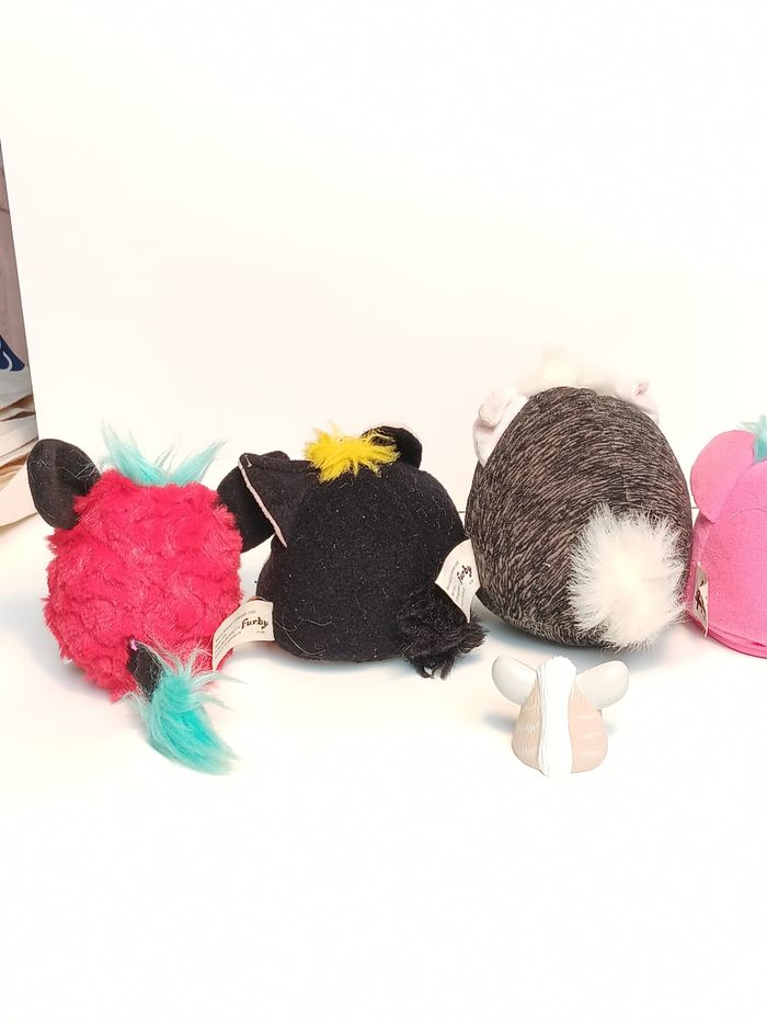 Lot 7 figurines peluche vintage furby taille 11cm pour la plus grande  (2) - photo numéro 4