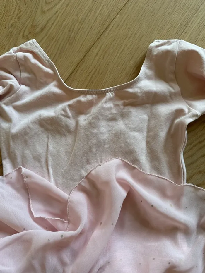 Justaucorps rose à paillettes - photo numéro 3