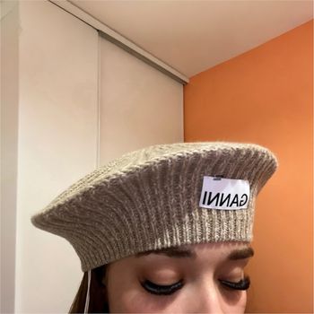 Beret bonnet beige cannelé Ganni