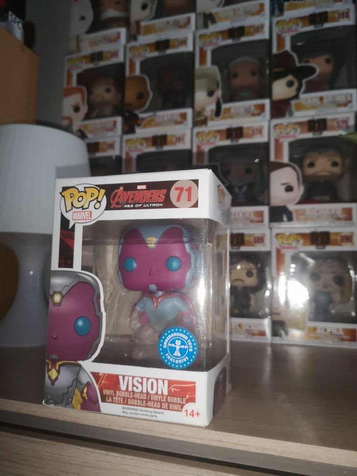 Funko pop Marvel Avengers Age of ultron 71 Vision (Transparent) Vaulted
