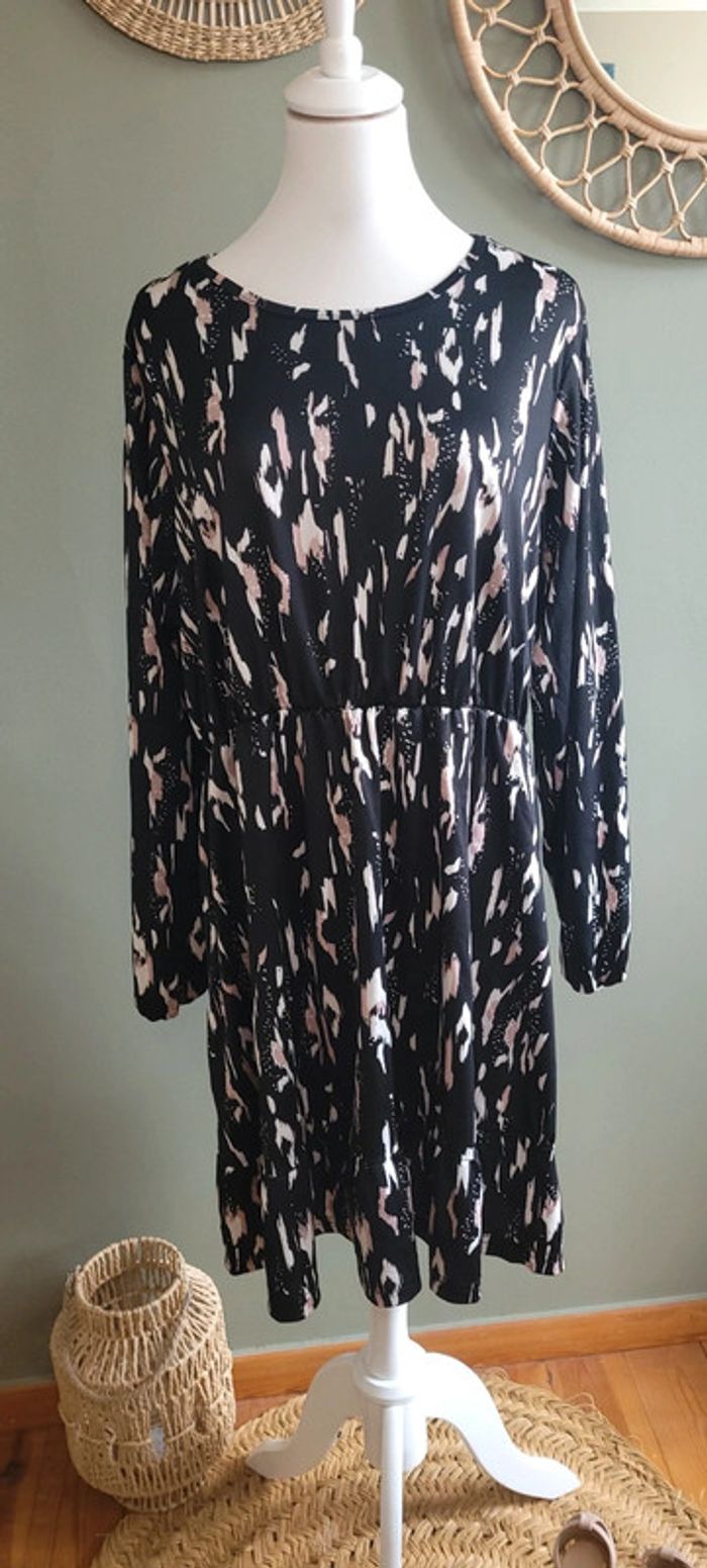 Jolie robe Camaïeu Taille XL Parfait état - photo numéro 3