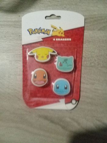 Lot 4 gommes pokemon